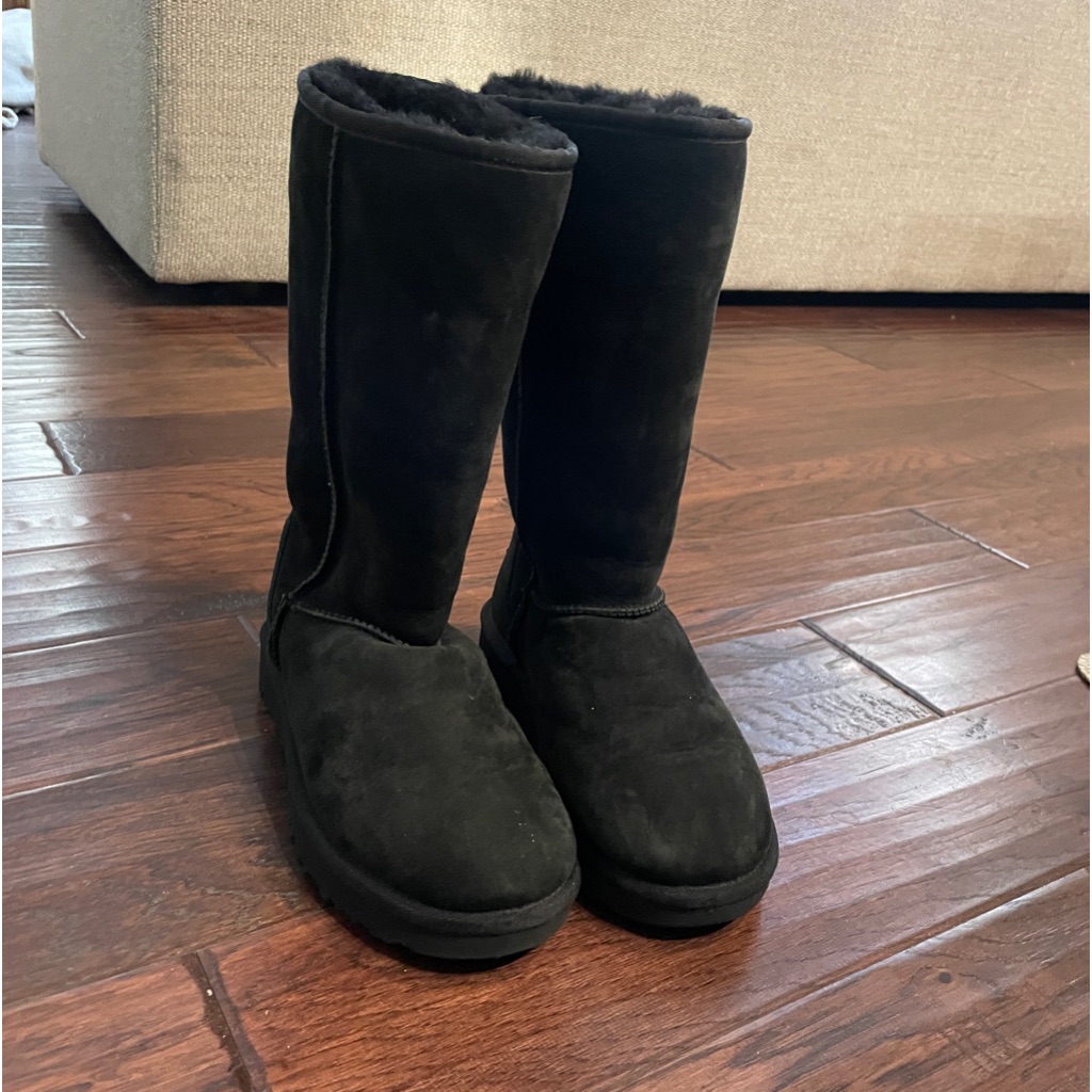 Ugg Classic Tall Black Boots Womens Size 7